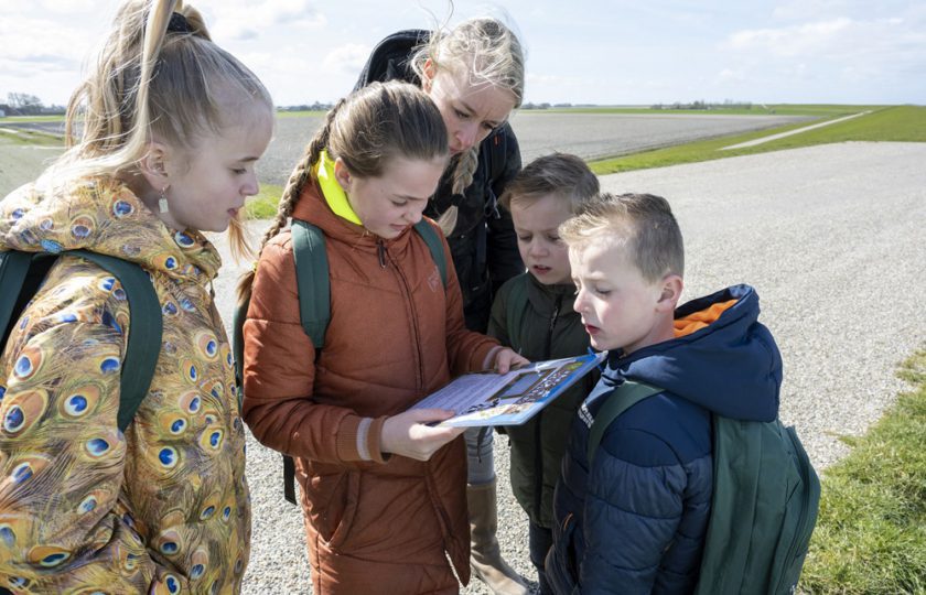 Friese natuurbeschermer introduceert rugzakroute over weidevogels in buitendijks Waddenland